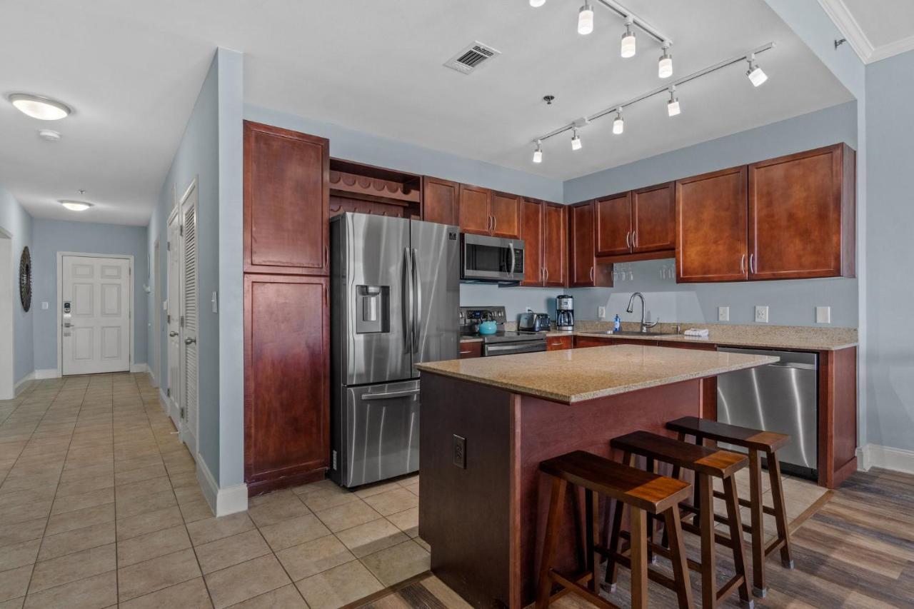 Penthouse At Laketown Wharf #2120 By Nautical Holiday home Panama City Beach