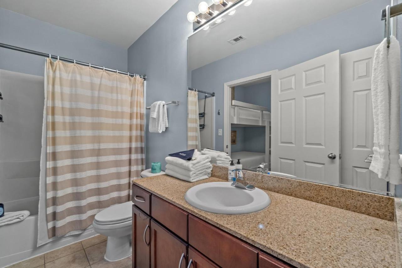 Holiday home Penthouse At Laketown Wharf #2120 By Nautical *