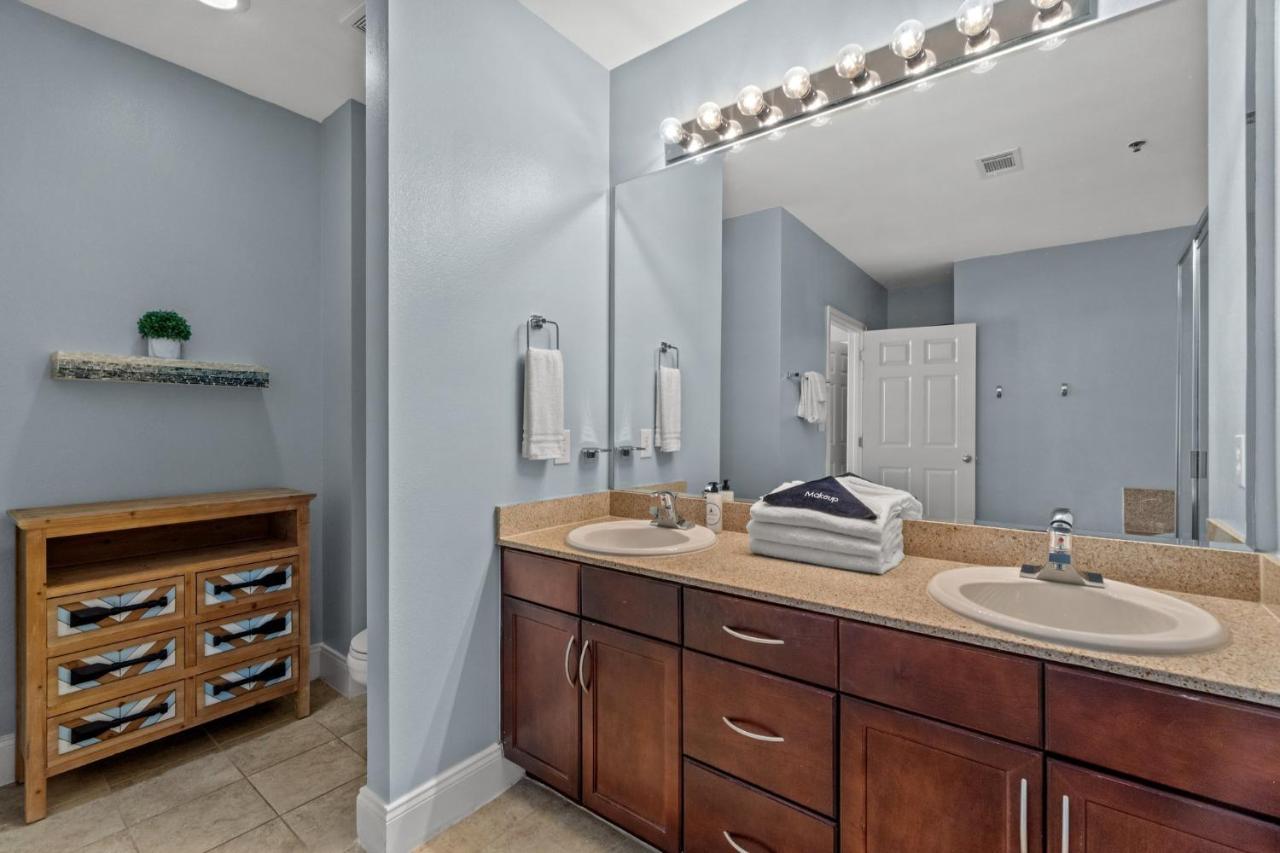 Penthouse At Laketown Wharf #2120 By Nautical * Panama City Beach